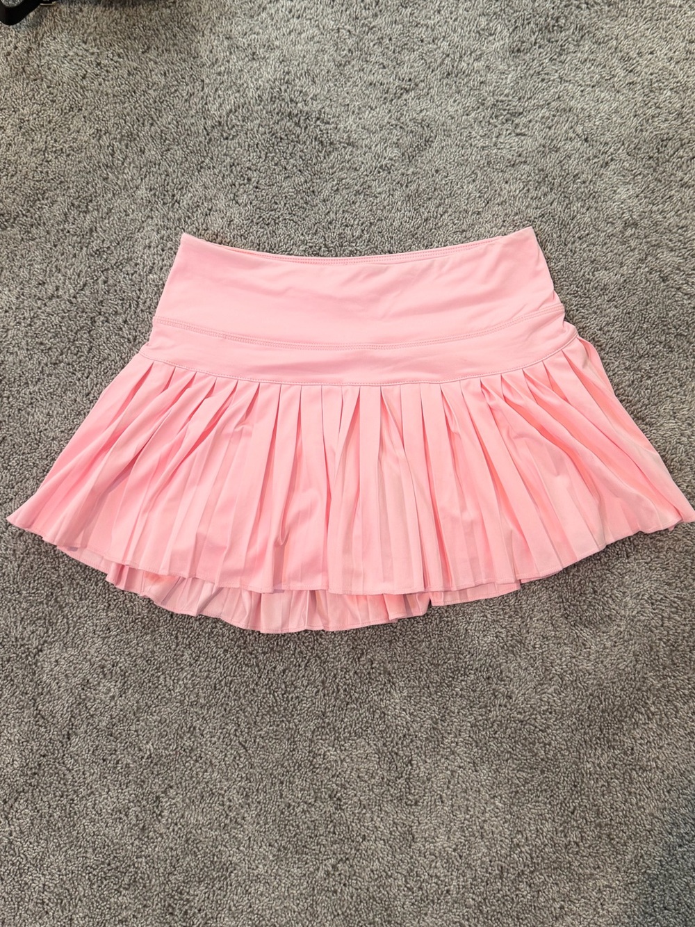 Gold Hinge Pleated Pink Women's Skirt